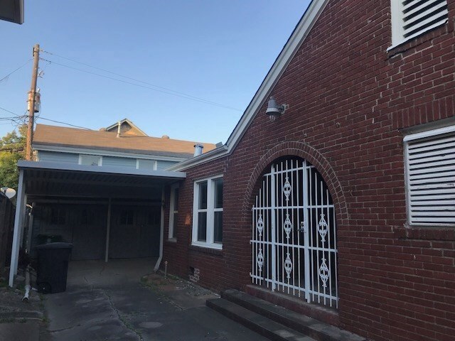 Building Photo - 4625 Bell St