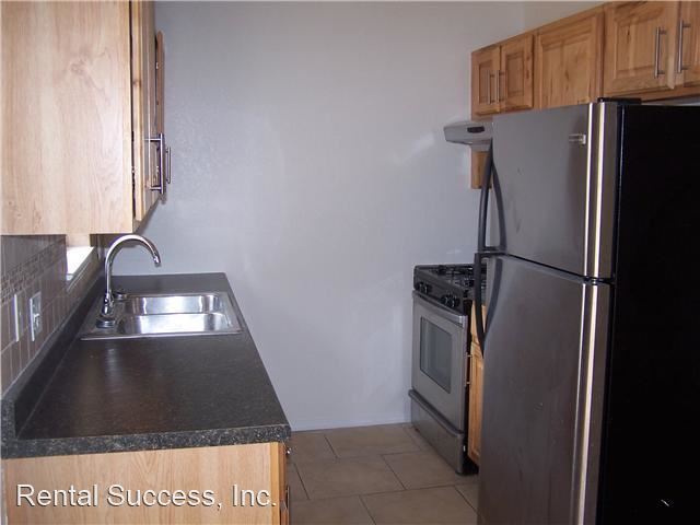 Foto del edificio - 4 br, 2 bath House - 10956 Dizzy Dean Place