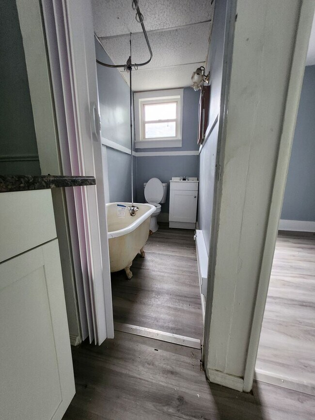 Foto del edificio - East side 3 bedroom apartment