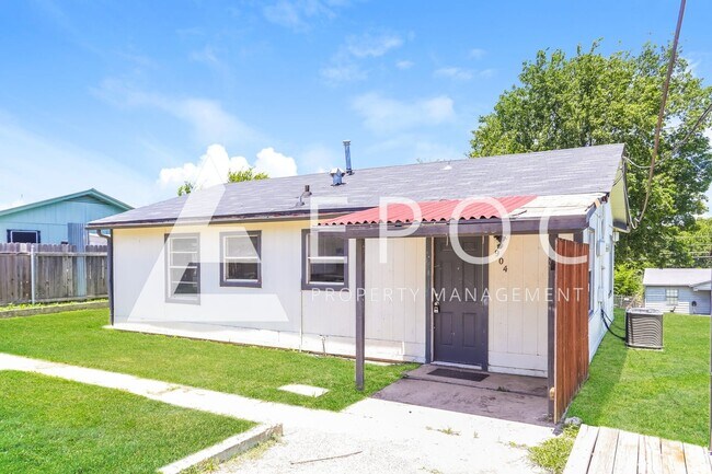 Foto del edificio - 904 Florence Rd