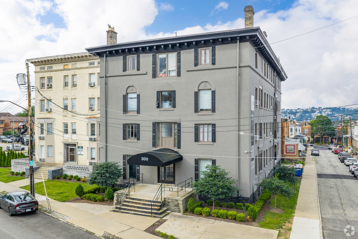 The Oaks at 300 Craft Ave - The Oaks