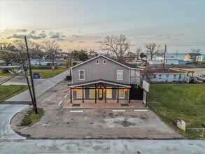 Building Photo - 114 Grand Ave