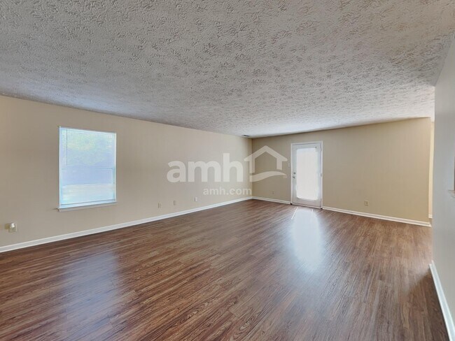 Foto del edificio - 2092 Meadowlark Ln