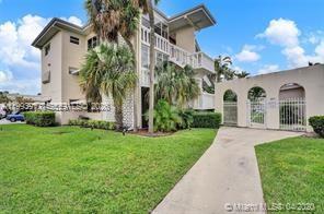 Building Photo - 141 NE 10th Ave