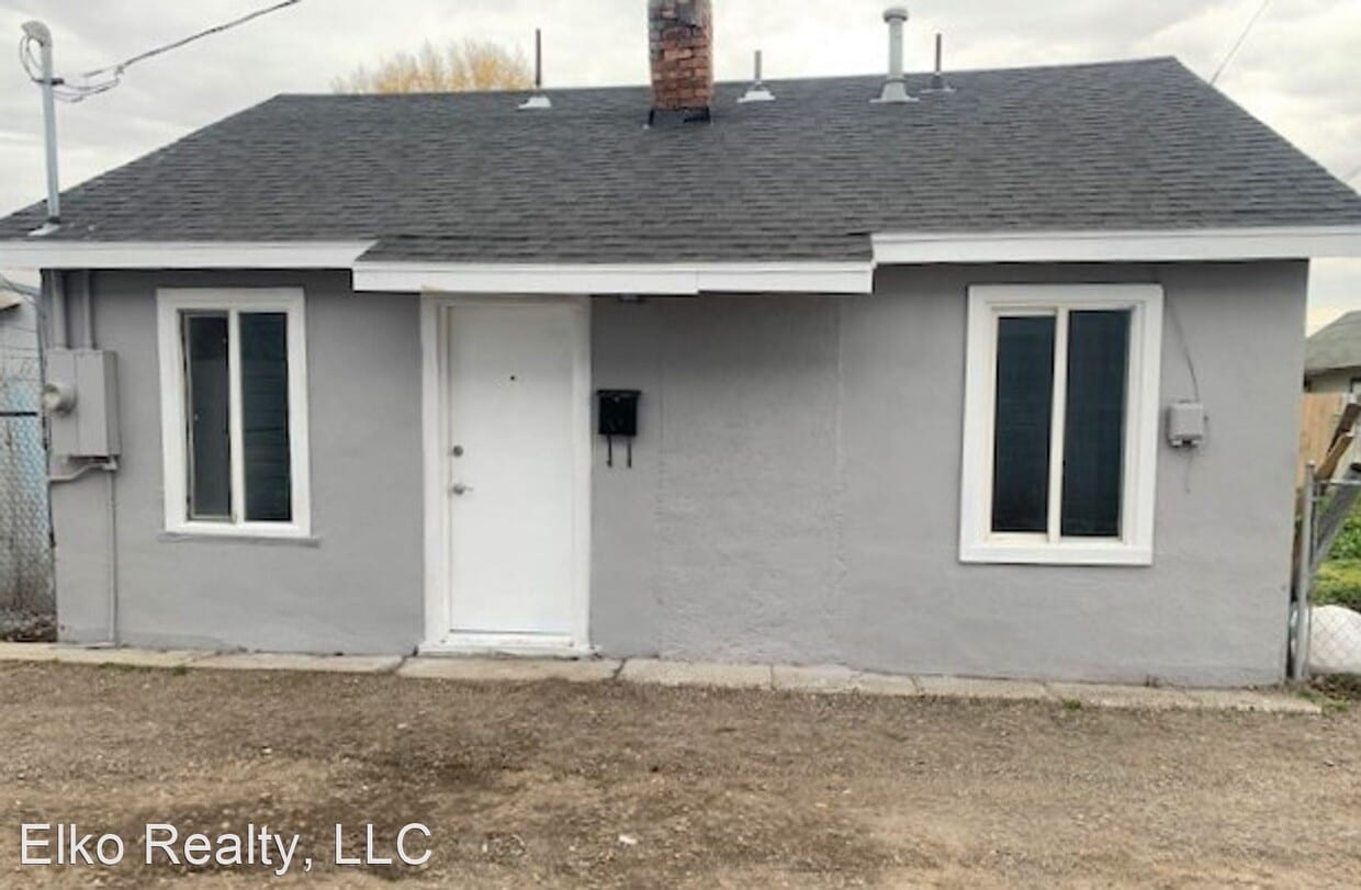 429 Douglas St, Elko, NV 89801 House Rental in Elko, NV