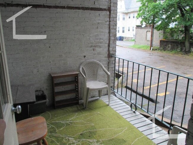 Photo - Large, Beautiful renovated 1 bed House