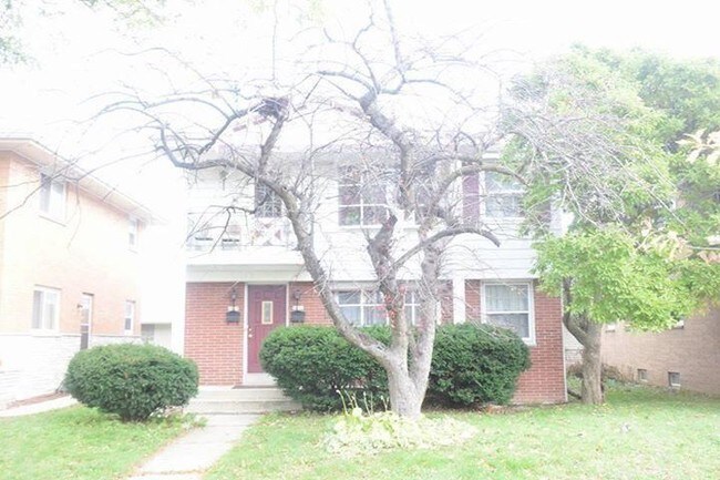 Building Photo - 6606 W Medford Ave