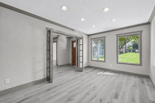Building Photo - 4301 Hyridge Dr