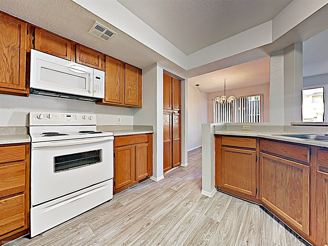 Foto principal - 1331 W Baseline Rd