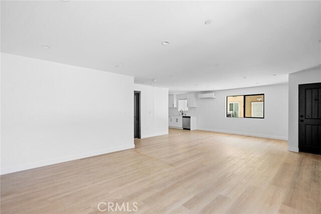 Foto del edificio - 7612 Machrea St