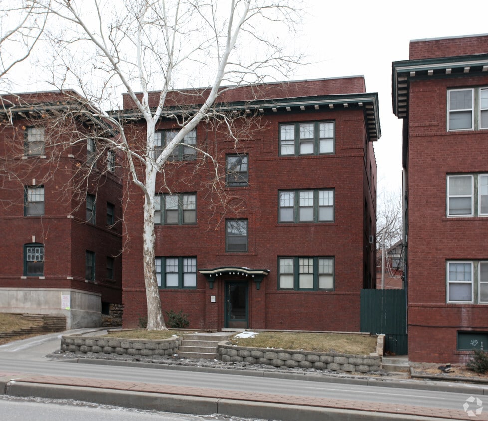 Building Photo - 3731 Southwest Tfwy