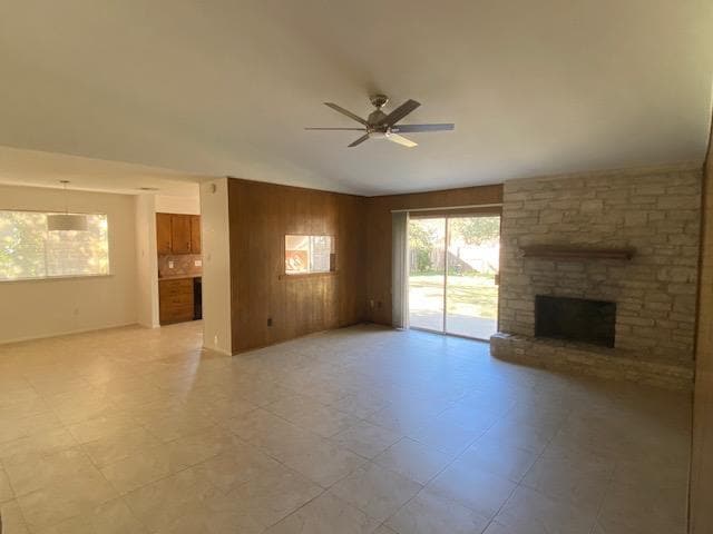 Building Photo - 9404 Shady Oaks Dr