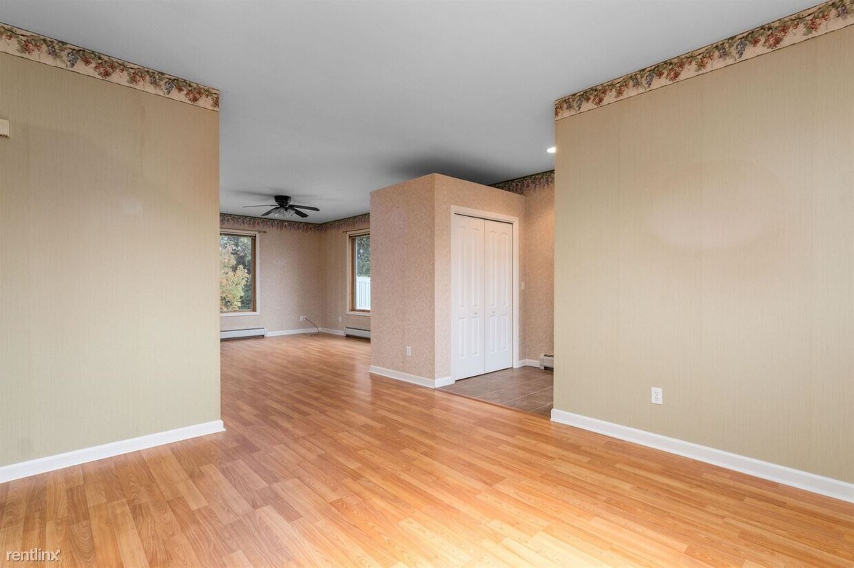 2 br, 1 bath House 50 Drew Ln 1 House Rental in Shelburne, VT