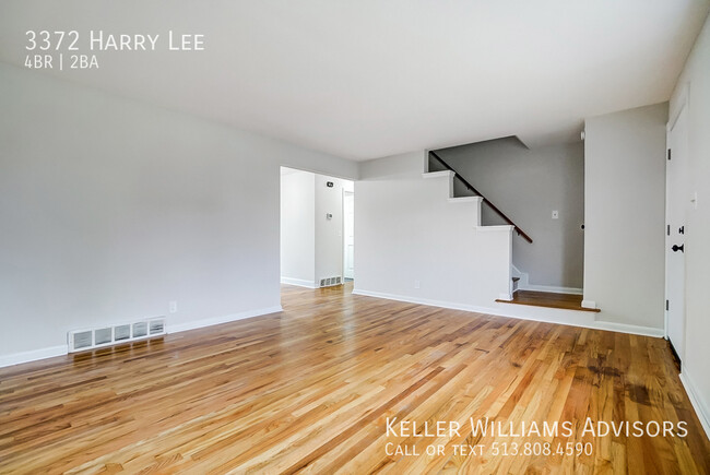 Building Photo - Gorgeous updates in this single family home!