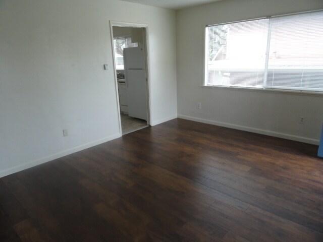 Foto del edificio - Pacific Grove Duplex