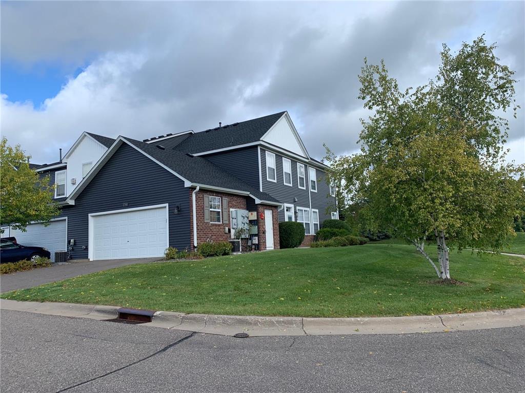 Foto principal - 17500 68th Pl N