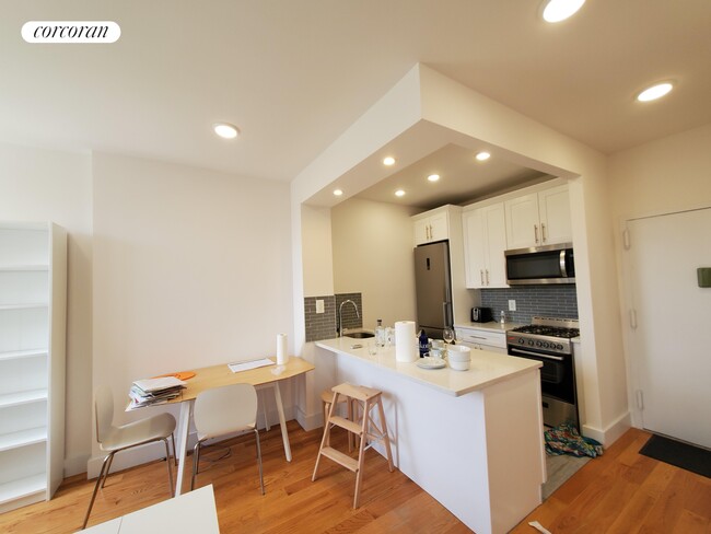 Foto del edificio - 346 Lenox Ave