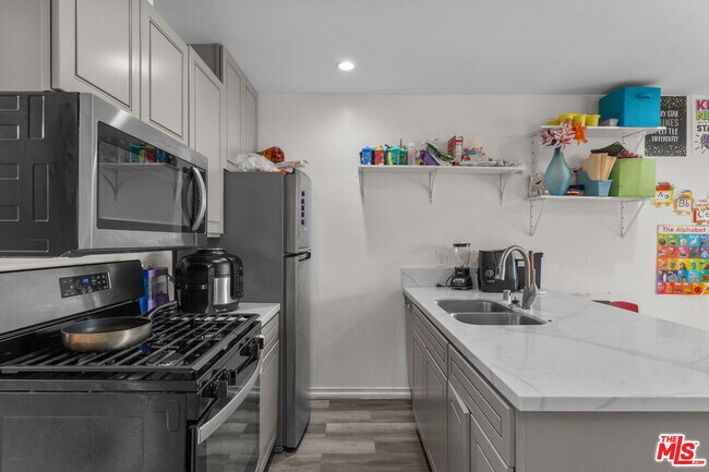 Foto del edificio - 2610-2614 7th Ave