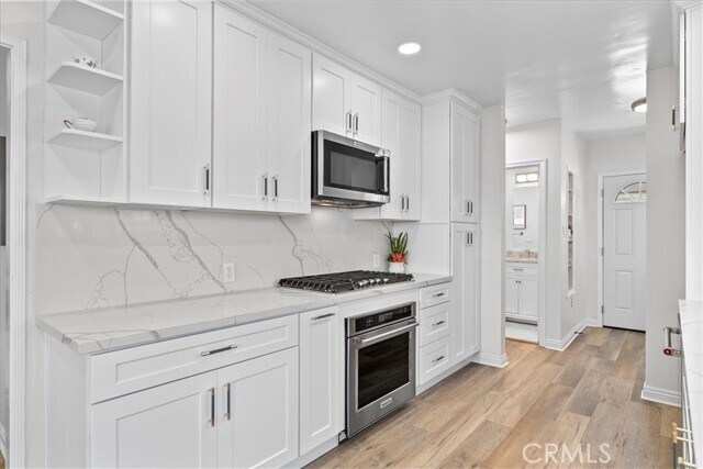 Foto del edificio - 9801 S Hobart Blvd