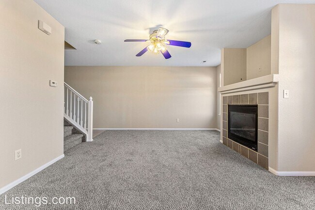 Foto del edificio - 3 br, 3 bath House - 7940 S Kittredge Way