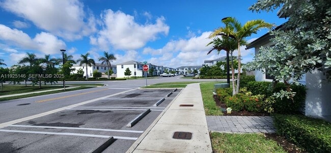 Building Photo - 13265 SW 286th Terrace