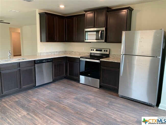 Building Photo - 3947 Turtle Creek