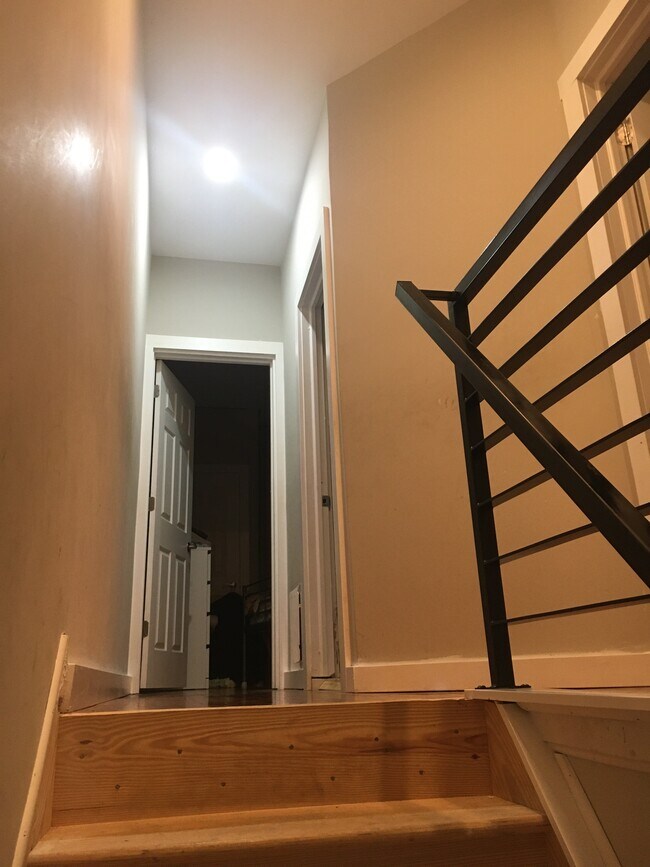 Building Photo - 2063 E Venango St