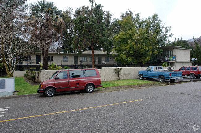 Foto del edificio - Topa Topa