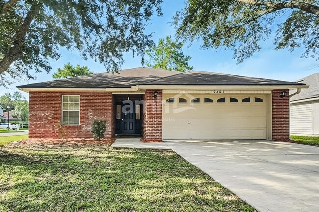 Building Photo - 9261 Redtail Dr