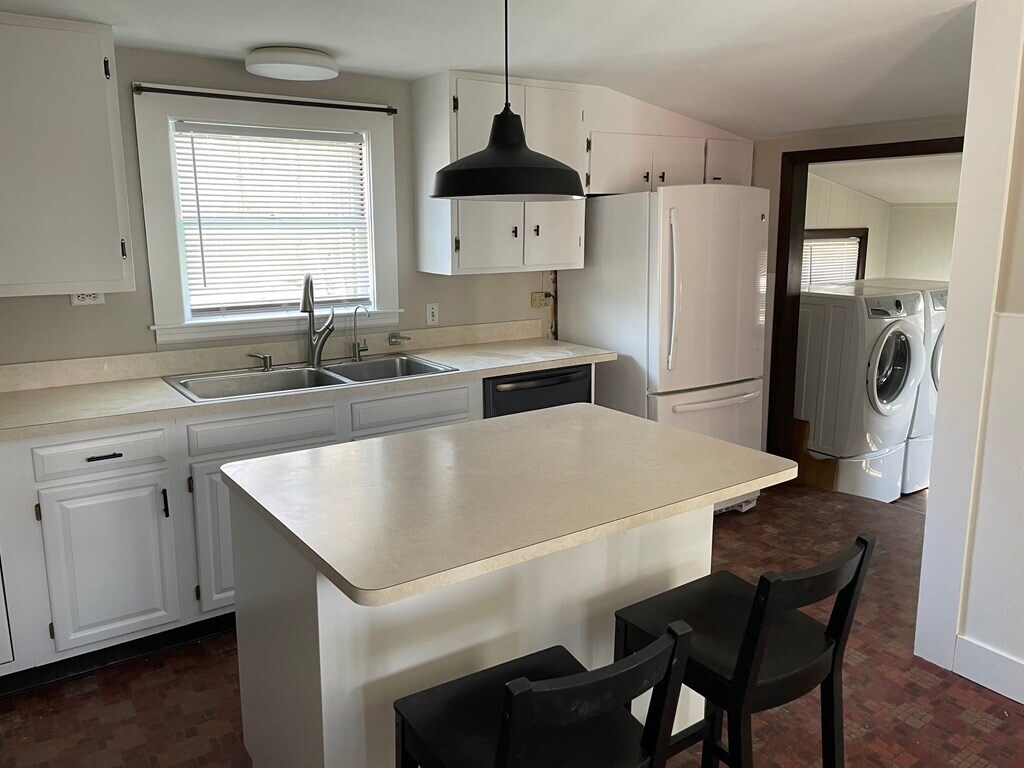 440 West St, Braintree, MA 02184 House Rental in Braintree, MA