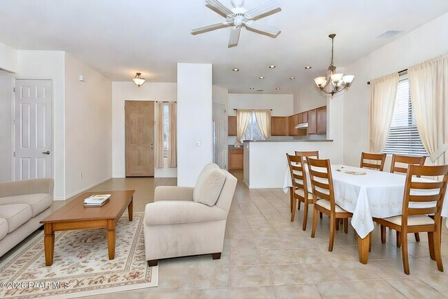 Building Photo - 4781 Wycliffe Dr