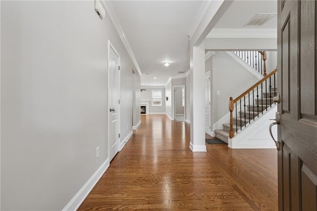 Foto del edificio - 3080 Whitfield Ave