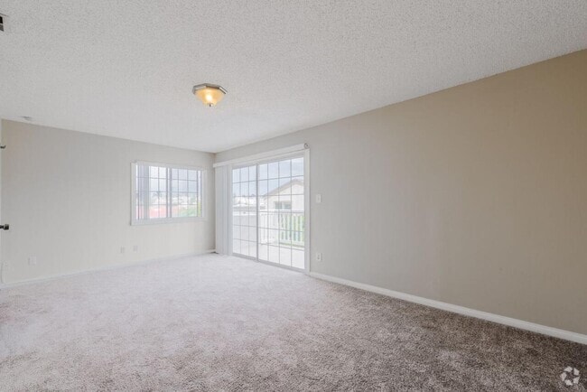 Building Photo - 1639 Carlson Ln