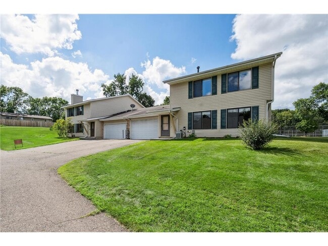 Building Photo - 3893 Dolomite Dr