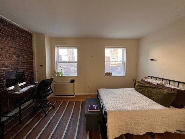 Foto del edificio - 13 Bowdoin St
