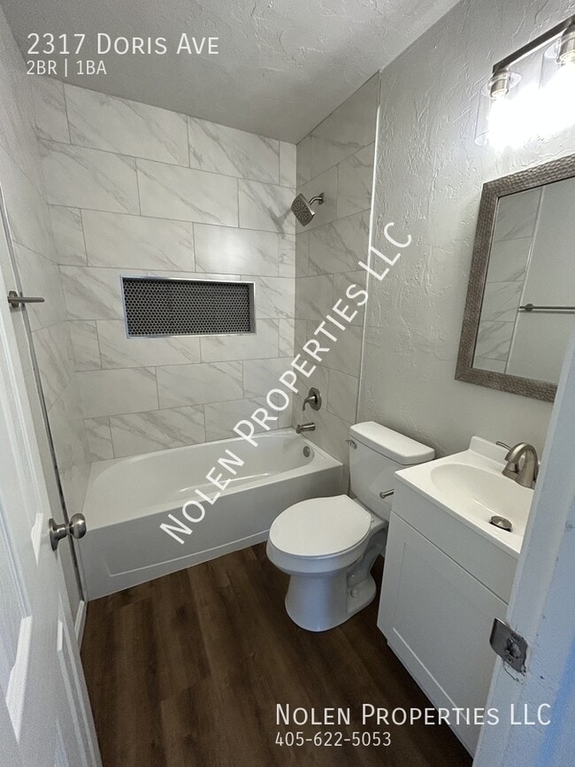 Foto del edificio - 2317 Doris Ave