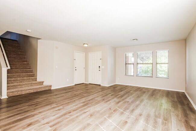 Foto del edificio - 4614 N 92nd Ln