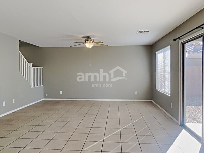 Foto del edificio - 14832 N 124th Ln