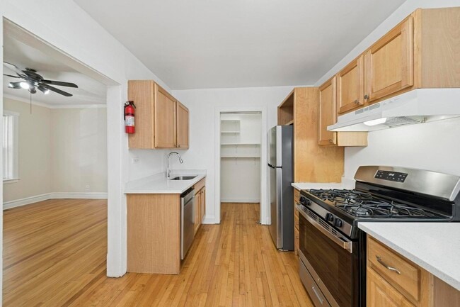 Foto del edificio - 3720 W Altgeld St