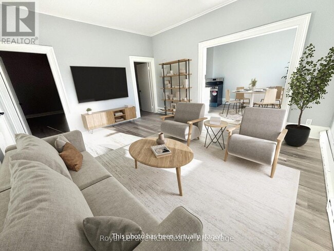 Photo du bâtiment - 844 2nd Ave E