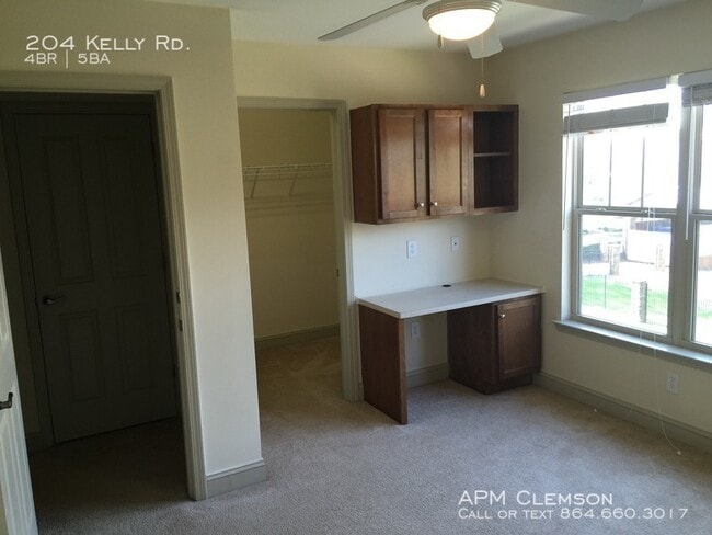 Building Photo - Crawford Falls Townhome