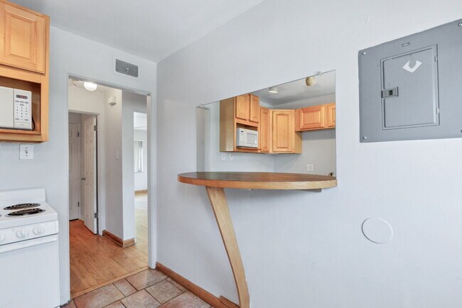 Foto del edificio - 1524 Jasmine St