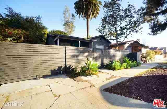 Building Photo - 1478 Silver Lake Blvd