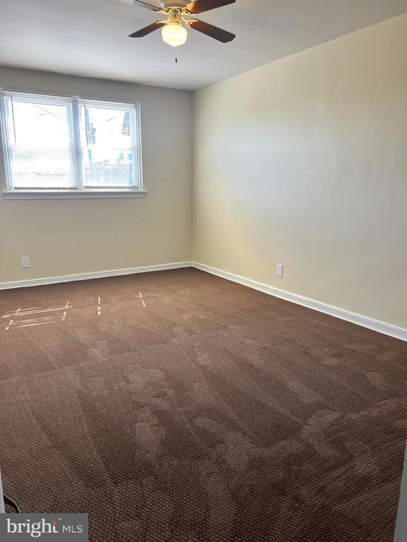 Foto del edificio - 8320 Pickering Ave