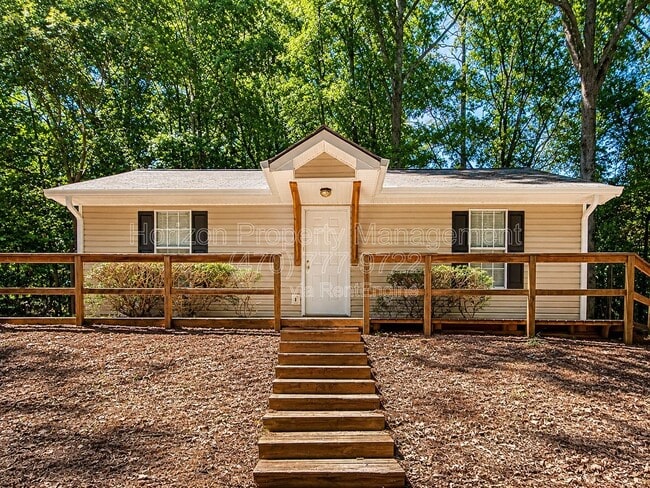 Photo - 6610 Overton Cir House