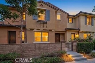 Building Photo - 3002 E Via Fiano