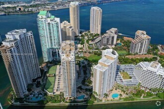 Building Photo - 801 Brickell Key Blvd