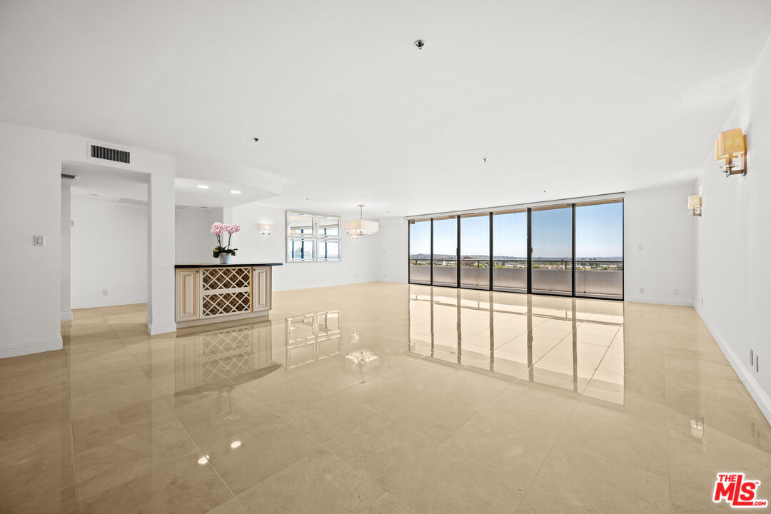 10660 Wilshire Blvd Unit 701, Los Angeles, CA 90024 Condo for Rent in