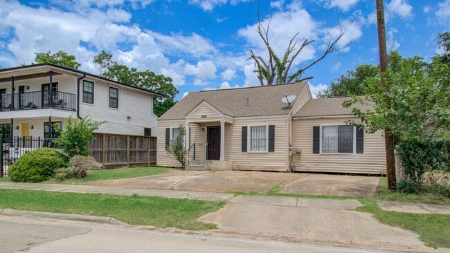 Building Photo - 4619 Orange St