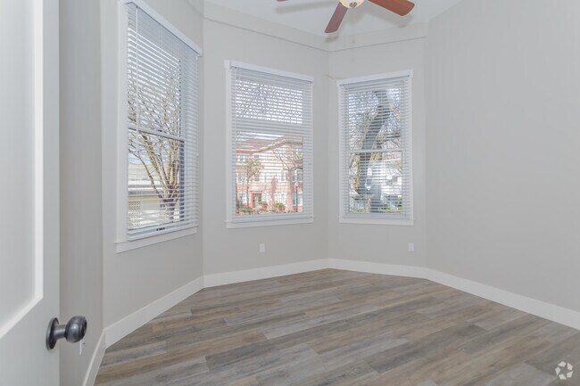 2HAB, 1BA - 649 ft² - 1301 H Street